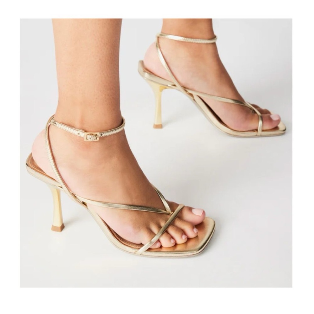 Steve Madden champagne gold "Annie" heels size 6
